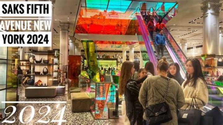 6 Secrets About Shopping at Saks OFF 5TH, According to Retail Experts