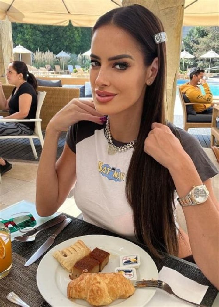 Adriana Barrientos Height, Weight, Age, Body Statistics