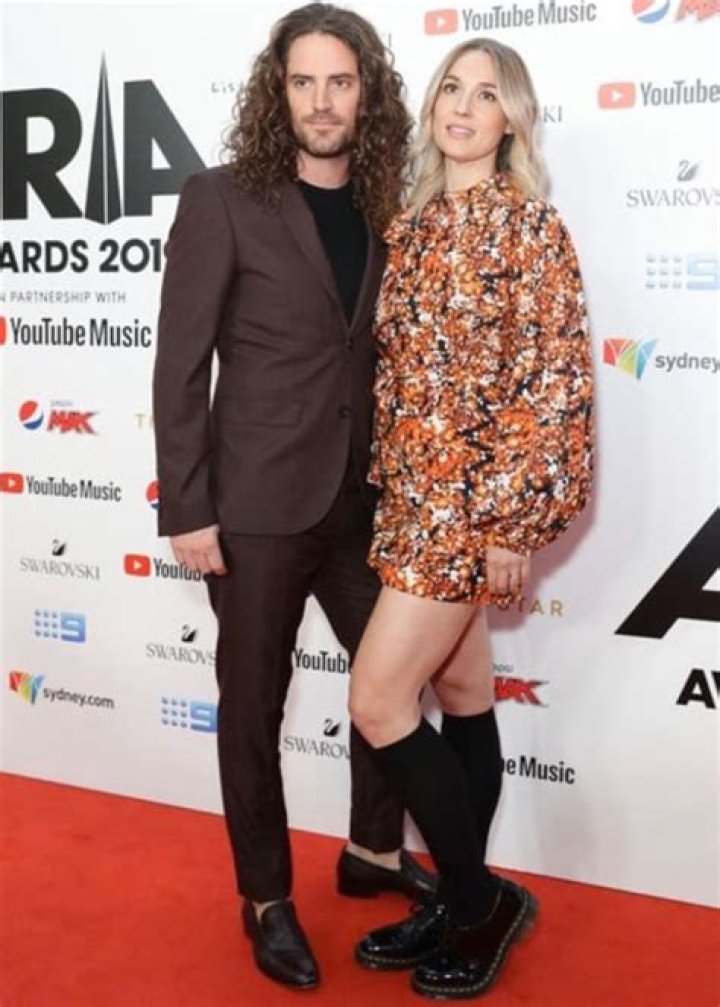 Ali Barter Height, Weight, Age, Body Statistics