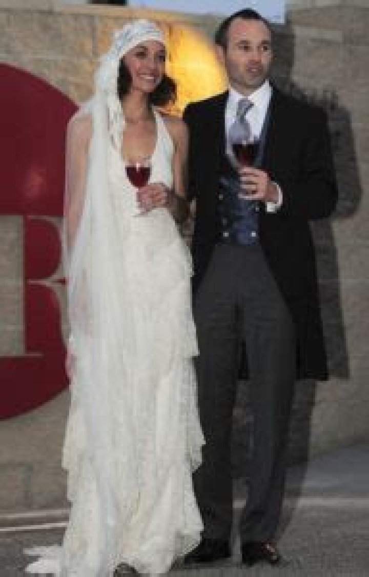 Andrés Iniesta Height, Weight, Age, Spouse, Children, Facts, Biography