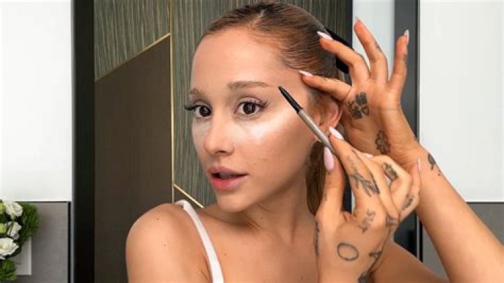 Celeb Secrets – Page 27 – Celebrity News, Photos, Videos & Exclusives