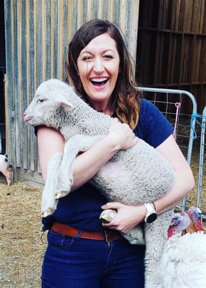 Celia Pacquola Height, Weight, Age, Body Statistics