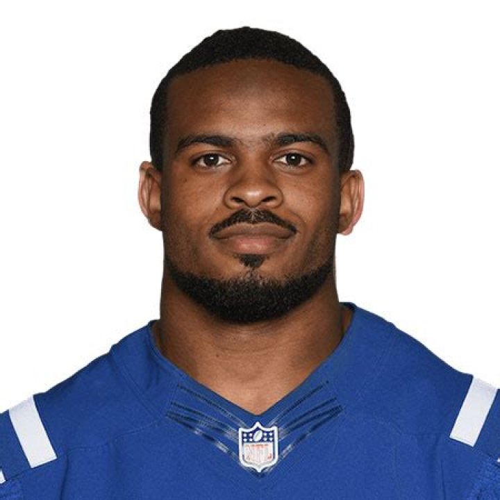 Chris Milton Biography- NFL player, Salary, Earnings, Net worth, Salary, Married, Relationship, Affair, age, Height, Wife, Death, Family, Daughter