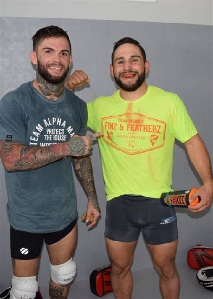 Cody Garbrandt Height, Weight, Age, Spouse, Family, Facts, Biography
