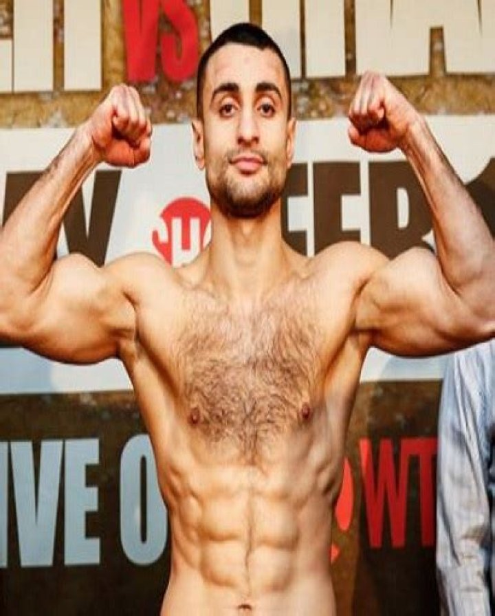 David Avanesyan Boxing Earnings, Next Fight, Net worth, Affair, Family, Girlfriend