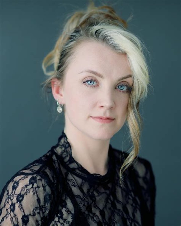 Evanna Lynch Net Worth | Celebrity Net Worth