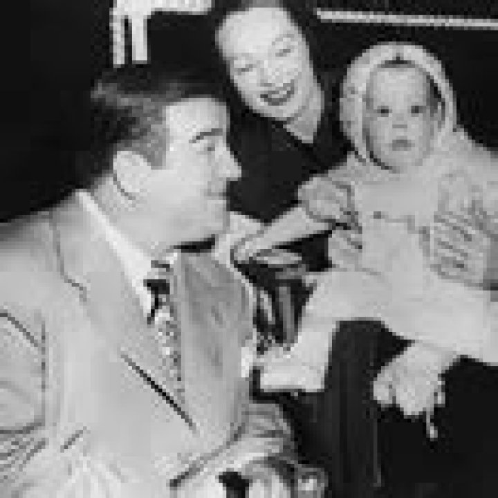 Frank Costello Net Worth | Celebrity Net Worth