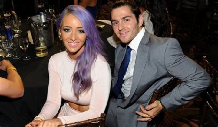 Jenna Marbles Height, Weight, Age, Boyfriend, Family, Facts, Biography