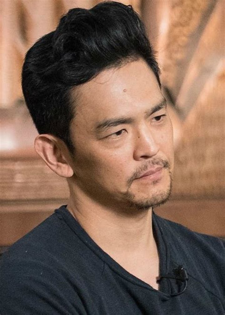 John Cho Height, Weight, Age, Spouse, Family, Facts, Biography