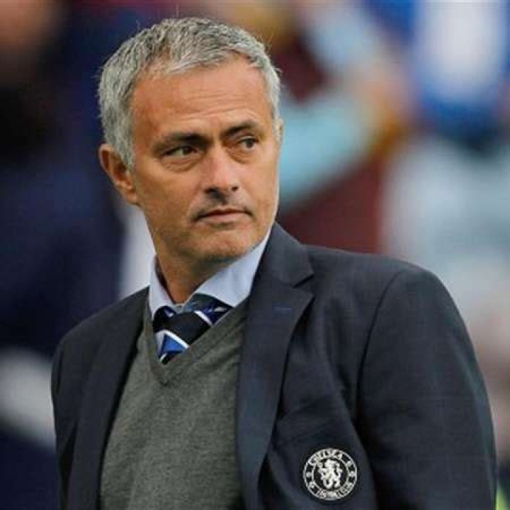 Jose Mourinho Bio - married, affair, net worth, salary, Manchester United, Chelsea, wife, children, career