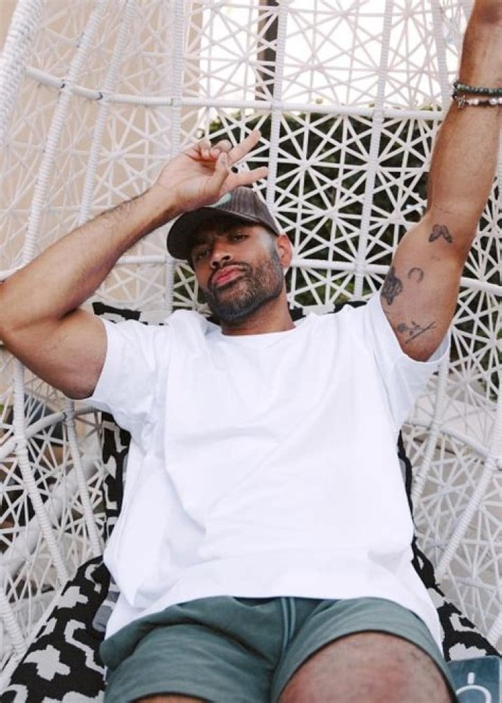 Justin Glaze Height, Weight, Age, Girlfriend, Family