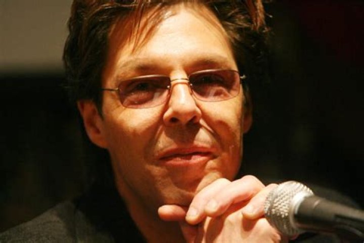 Kasim Sulton Net Worth | Celebrity Net Worth