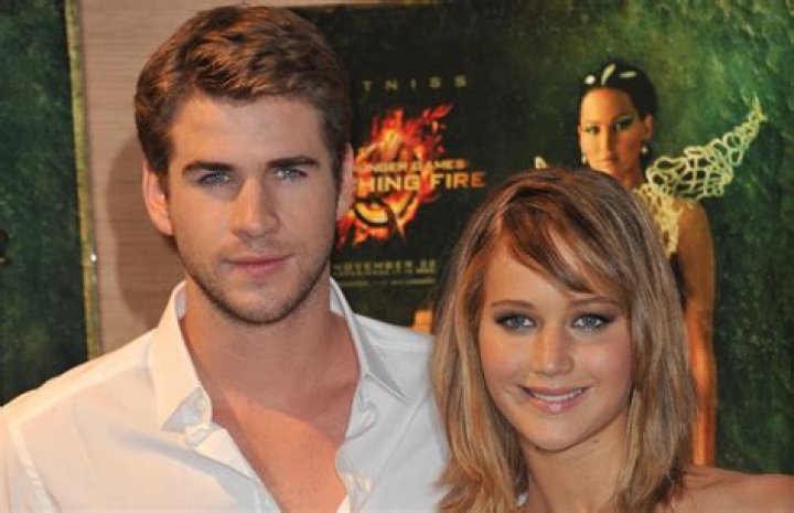 Liam Hemsworth Said Kissing Jennifer Lawrence Was "Pretty Uncomfortable"