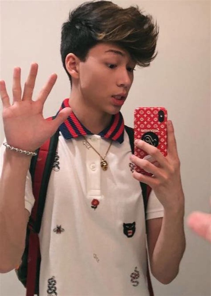 Oliver Moy Height, Weight, Age, Girlfriend, Family, Facts, Biography