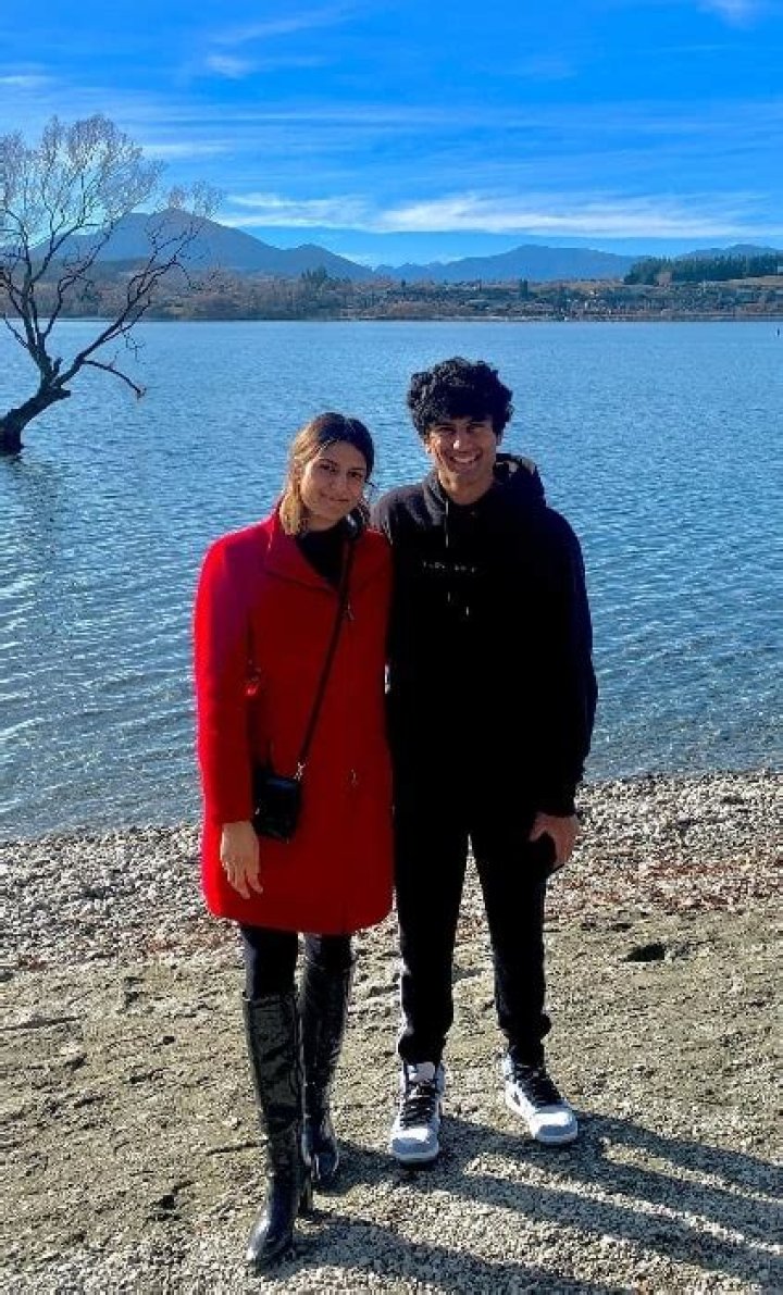 Rachin Ravindra Height, Weight, Age, Girlfriend, Family