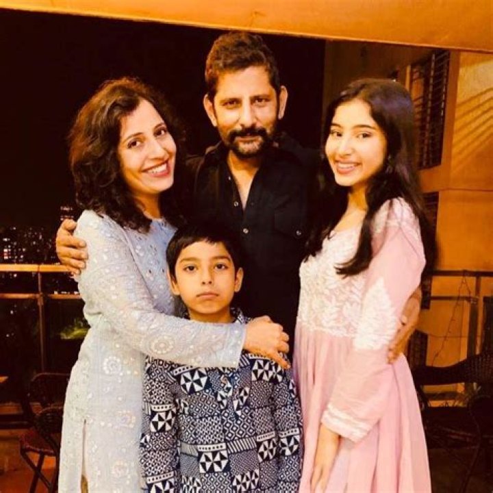 Raj Arjun Height, Weight, Age, Wife, Children