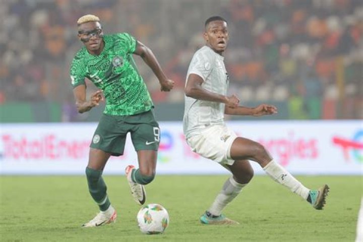 Sphephelo Sithole's Net Worth and Salary at Belenenses