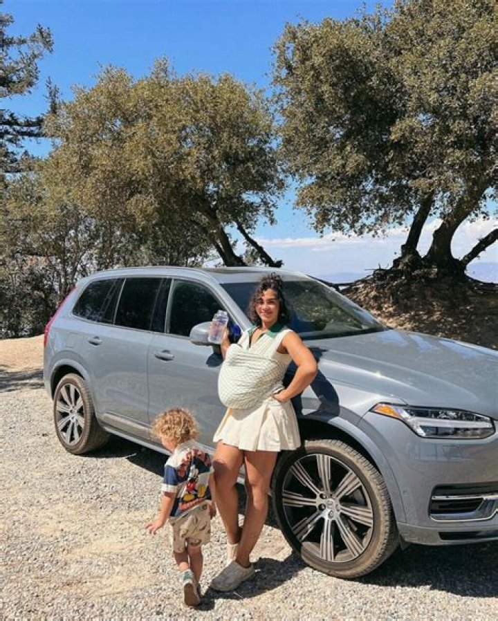 Taylor Giavasis Height, Weight, Age, Boyfriend, Family, Facts, Biography