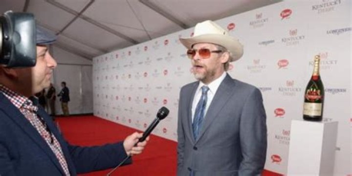Todd Lowe Net Worth | Celebrity Net Worth