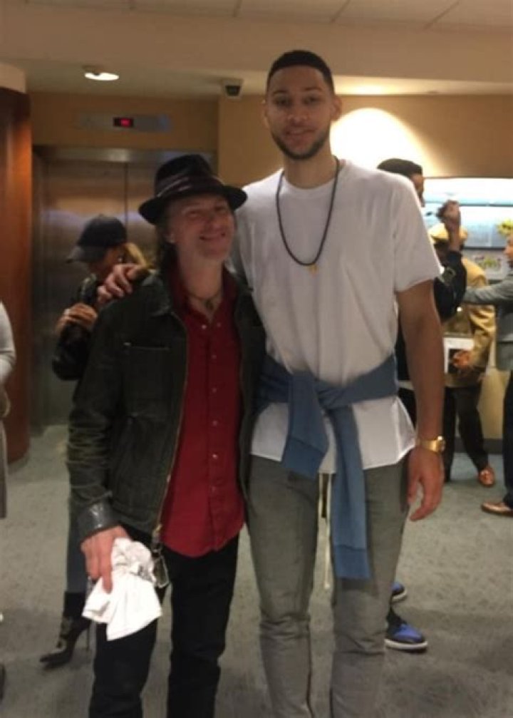 Tommy Stinson Height, Weight, Age, Girlfriend, Family, Facts, Biography