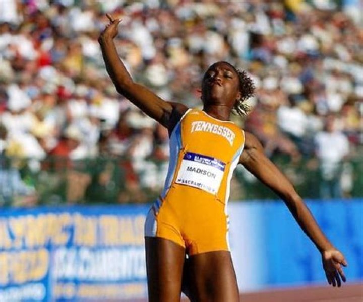 Track and Field Athlete Tianna Baratoletta Bio, Age, Net Worth, Salary, Long Jump, Husband, & Child