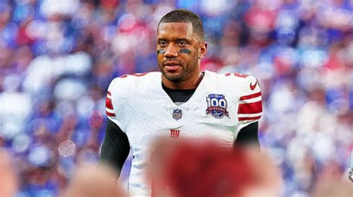 
What is American football Quarterback Russell Wilson's Salary and Net Worth? Career and Property