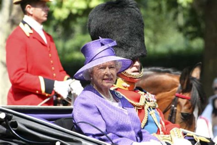 Which Football Team Does Queen Elizabeth II Support?
