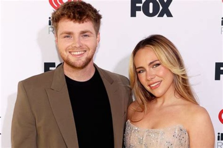 Who is Ally Warren Dating Now