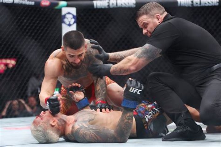 Who is Hector Olivera Dating Now?